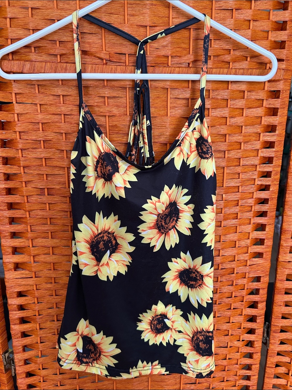 Sunflower tank ✂️